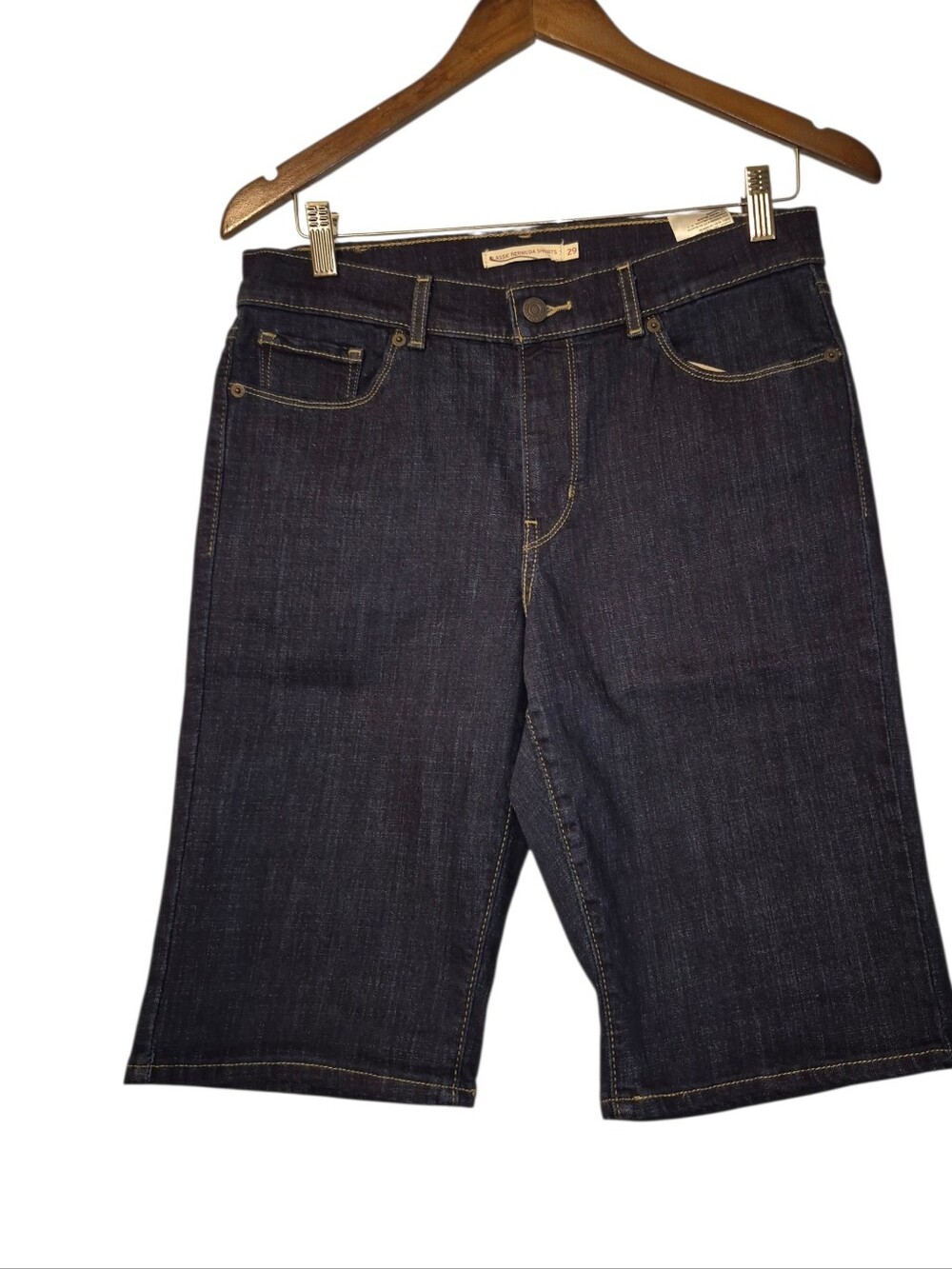 Levi NWT Classic Women's Bermuda Dark Denim Shorts - Blue 29
